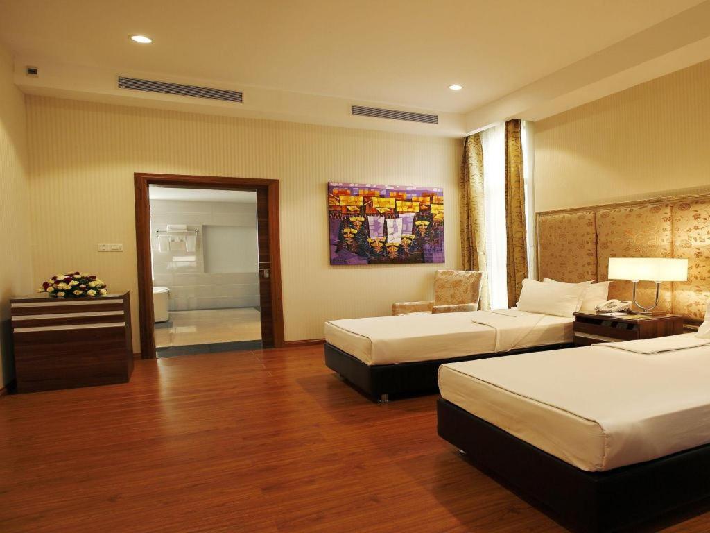 Naypyidaw Horizon Lake View Resort מראה חיצוני תמונה