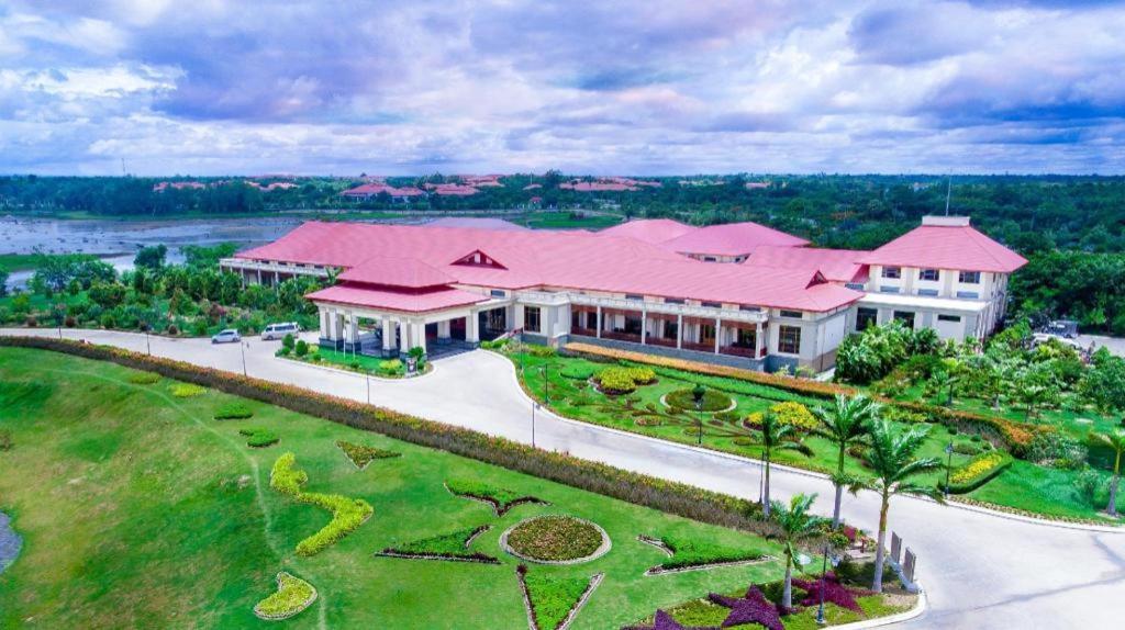 Naypyidaw Horizon Lake View Resort מראה חיצוני תמונה