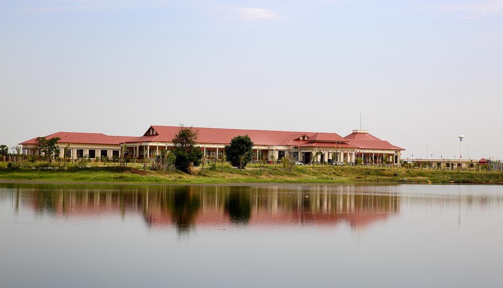 Naypyidaw Horizon Lake View Resort מראה חיצוני תמונה